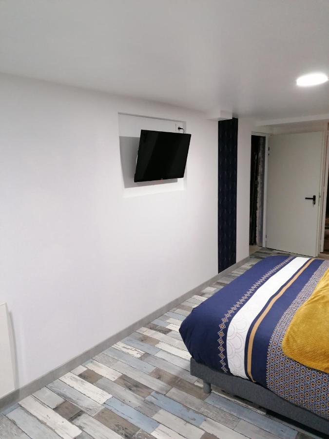 Chambre Prive Chez Chris Villers-Semeuse Экстерьер фото